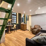 Unique & Stylish - Home Of Traveler In City Center